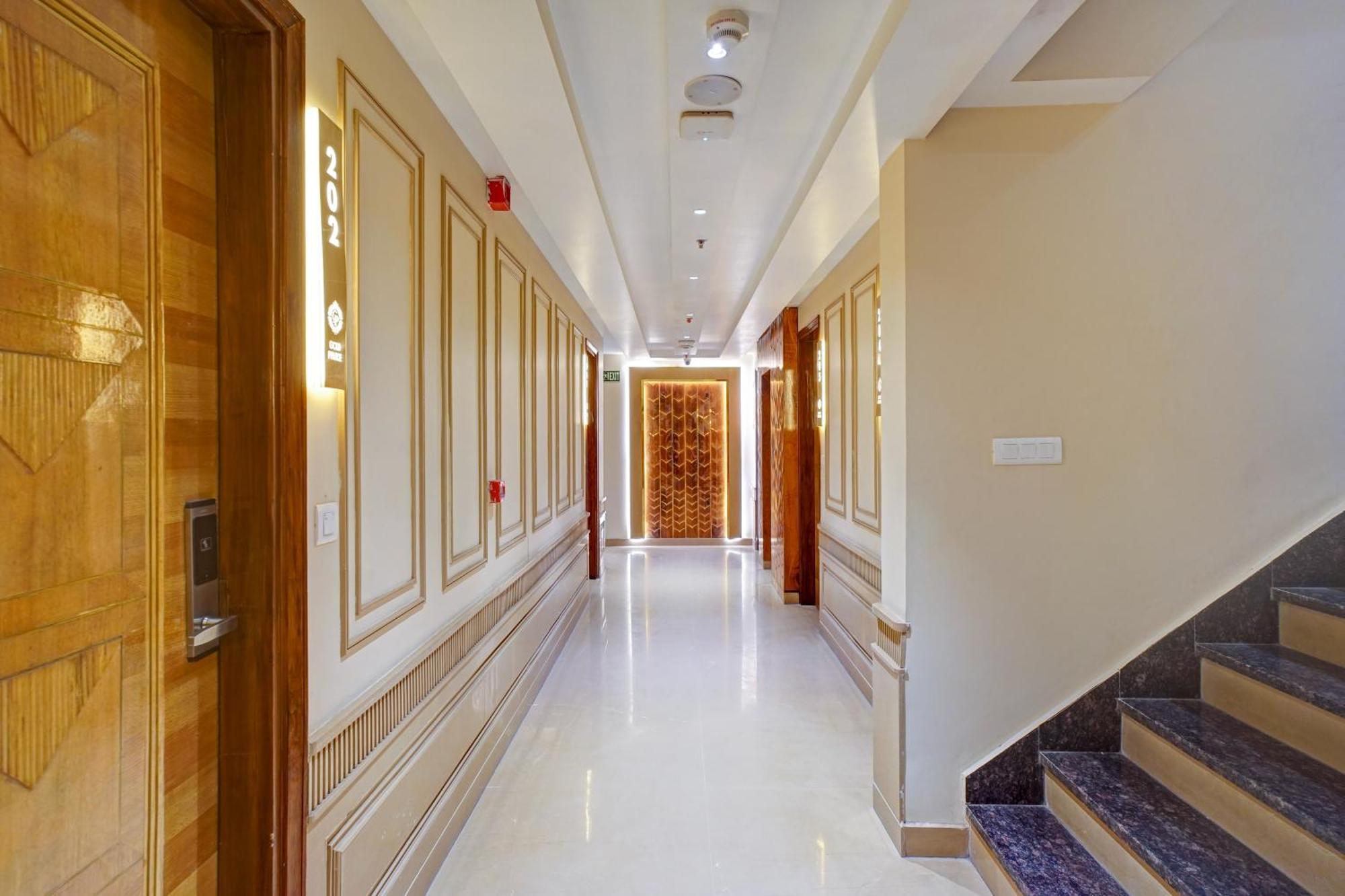 Hotel Gold Palace - 03 Mins Walk From New Delhi Railway Station Eksteriør bilde