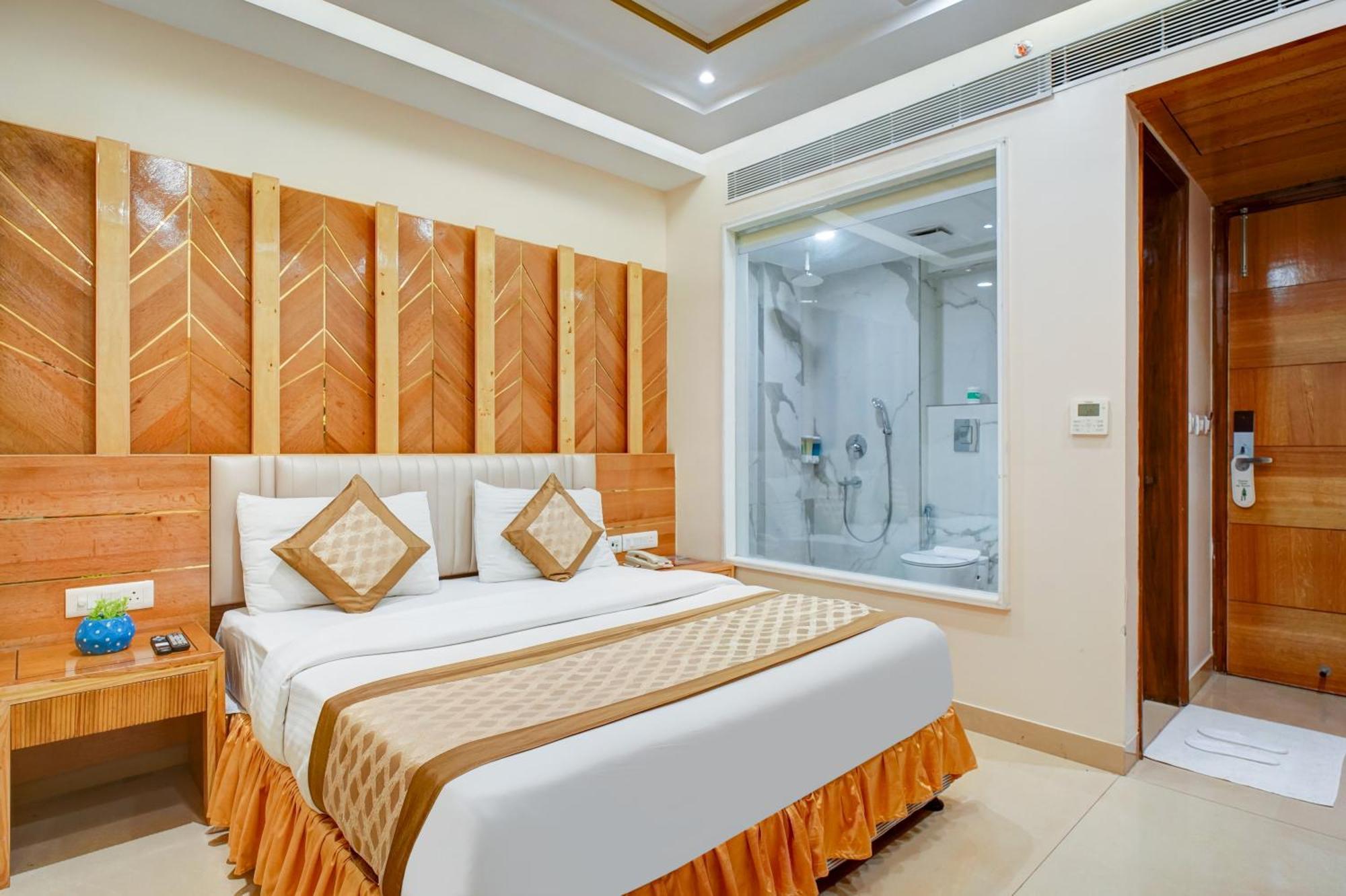 Hotel Gold Palace - 03 Mins Walk From New Delhi Railway Station Eksteriør bilde