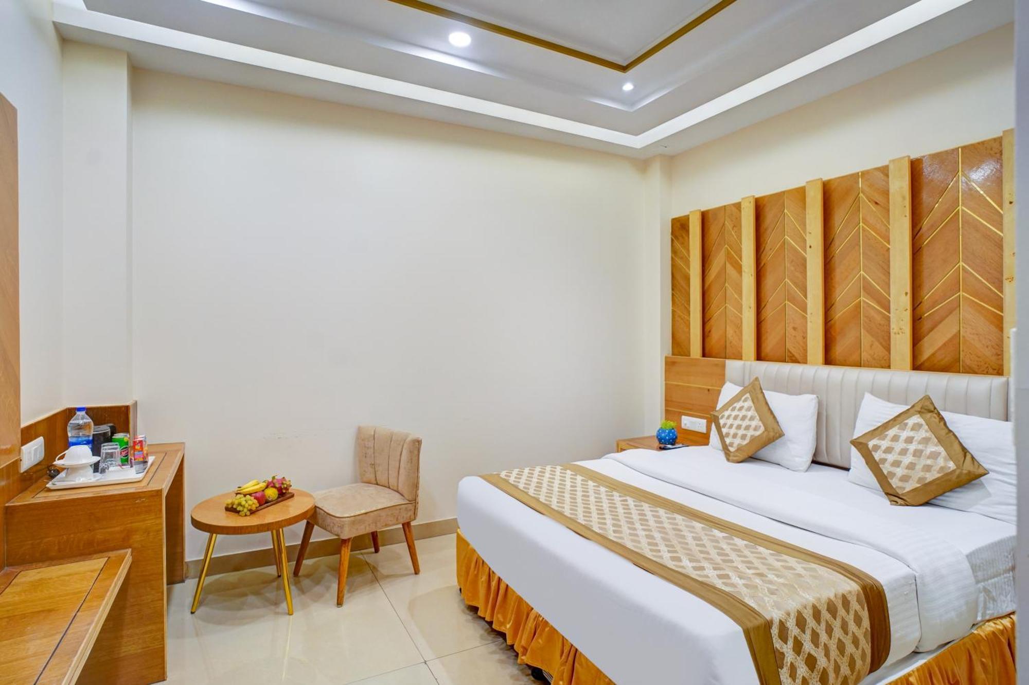 Hotel Gold Palace - 03 Mins Walk From New Delhi Railway Station Eksteriør bilde